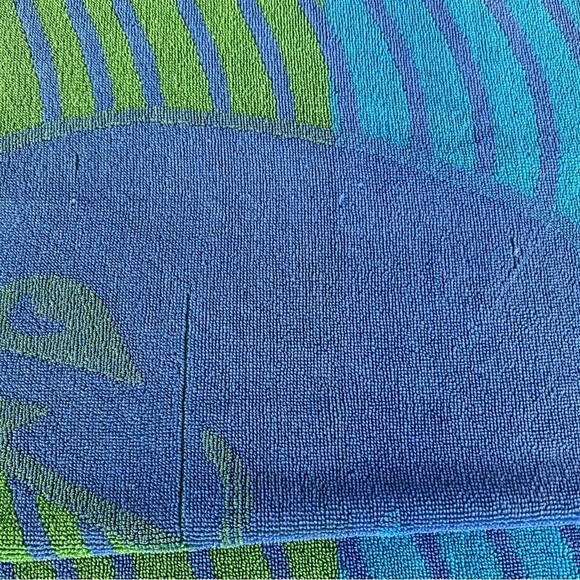 Vintage Mervyn’s Dancing Dolphin Waves Cotton Beach Towel Blue Green 36x64 FLAWS - Picture 11 of 16